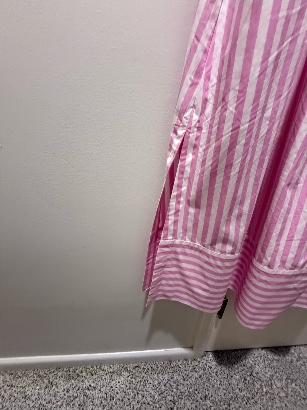 Maeve Pink and White Striped V‑Neck Maxi Shirtdress. Small - Picture 5 of 5